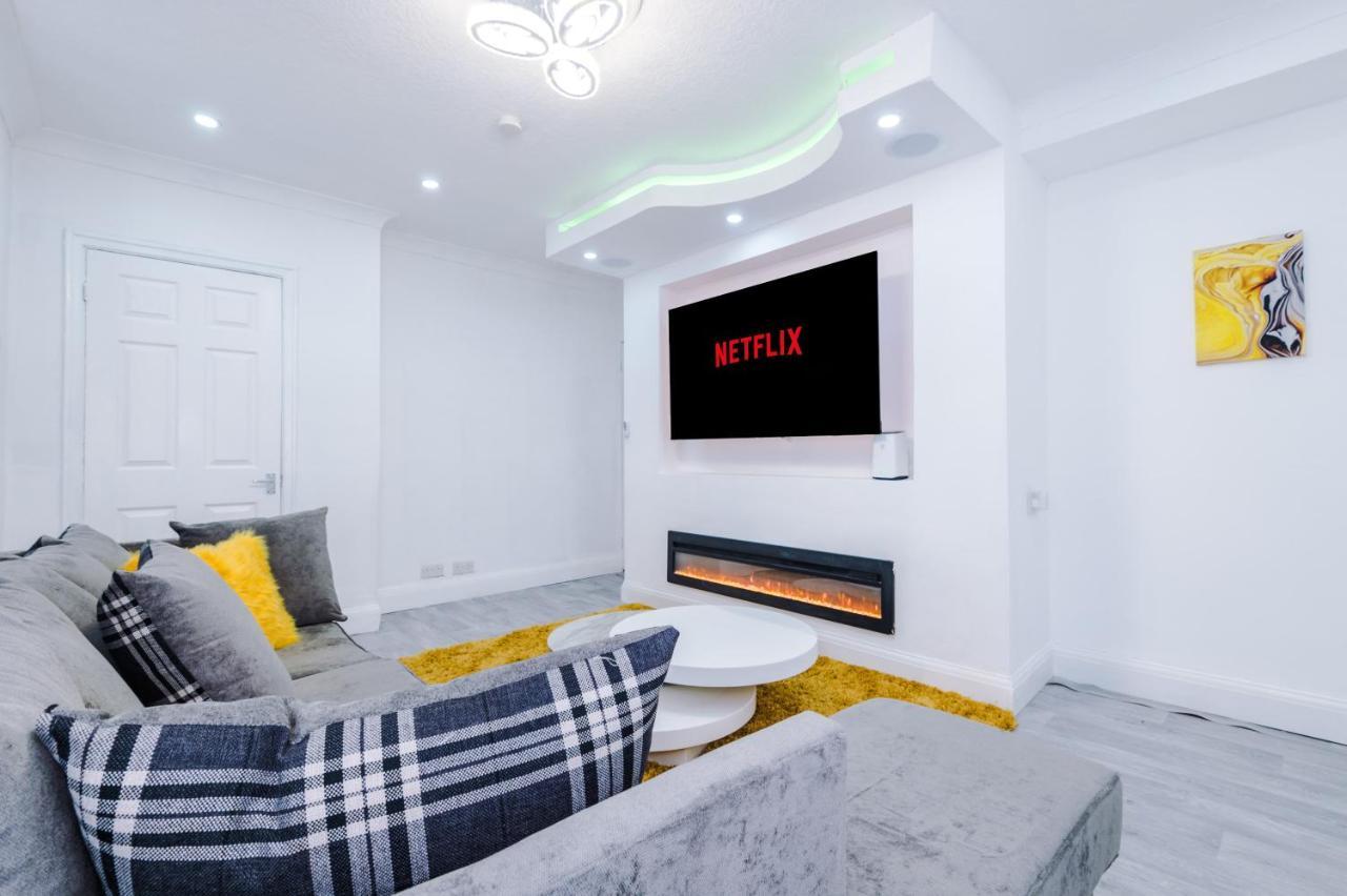 Nice Three Bedroom House In Манчестер Екстер'єр фото